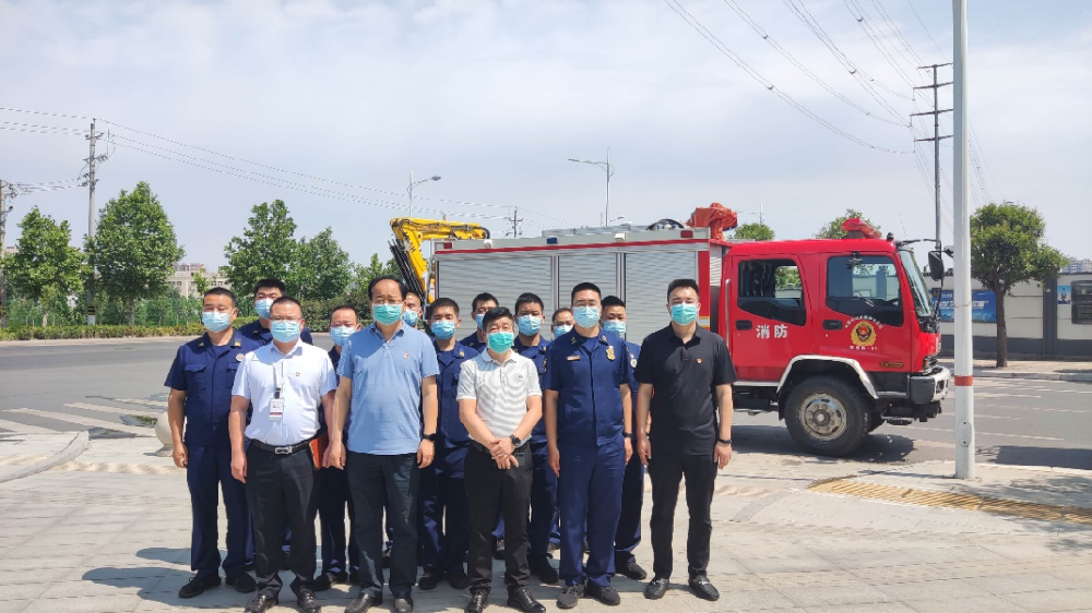 【黨建園地】鄭投產(chǎn)業(yè)園黨支部與鄭州市消防救援支隊搜救犬站黨支部共聯(lián)共建，開展平安建設主題實踐活動