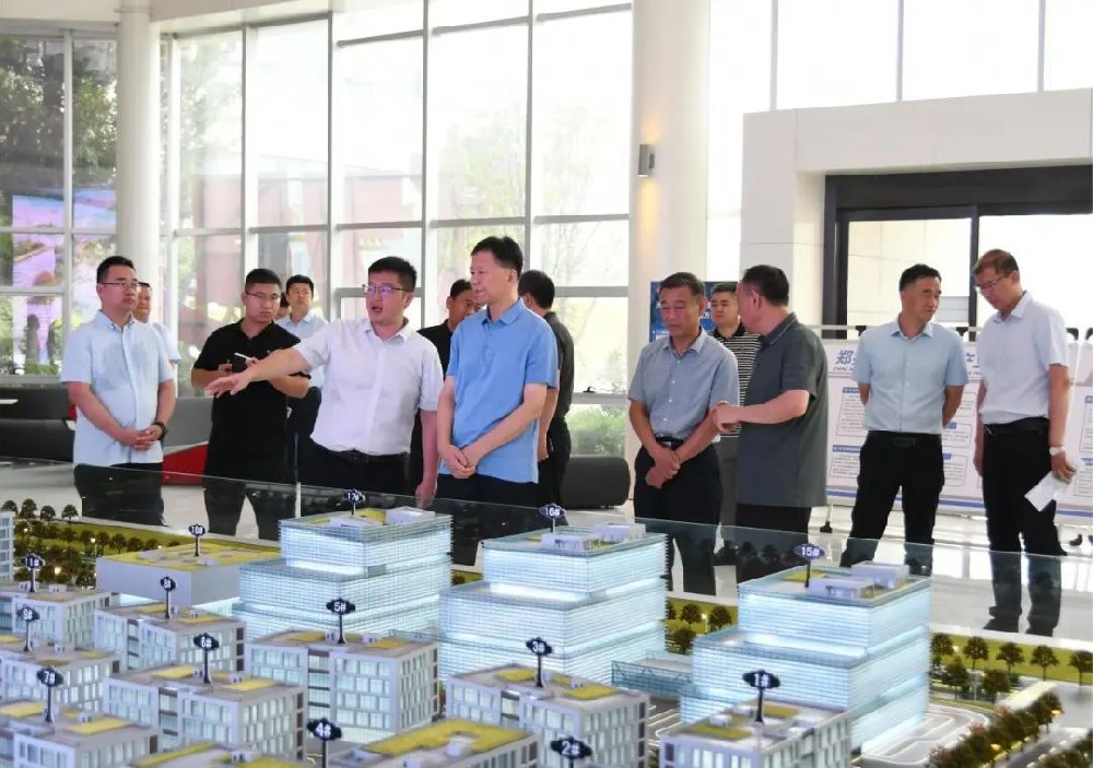 二七區(qū)人大常委會一行蒞臨鄭投科技創(chuàng)新園參觀調研