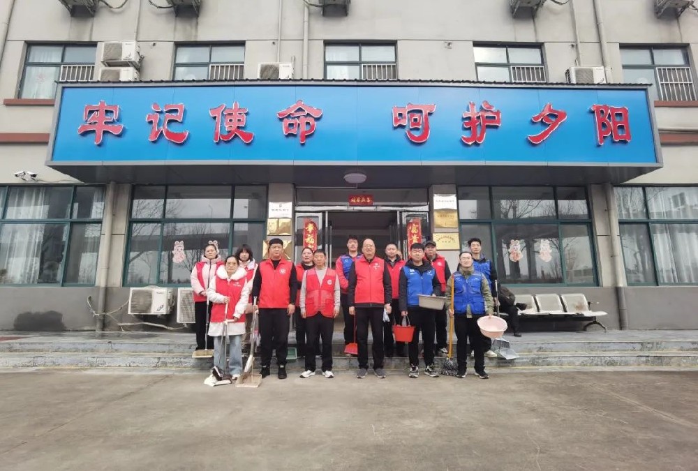 【新時代文明實踐推動周】學習雷鋒送溫暖，敬老院內(nèi)顯溫情│鄭投產(chǎn)業(yè)園公司開展“學雷鋒 我行動”文明實踐主題活動